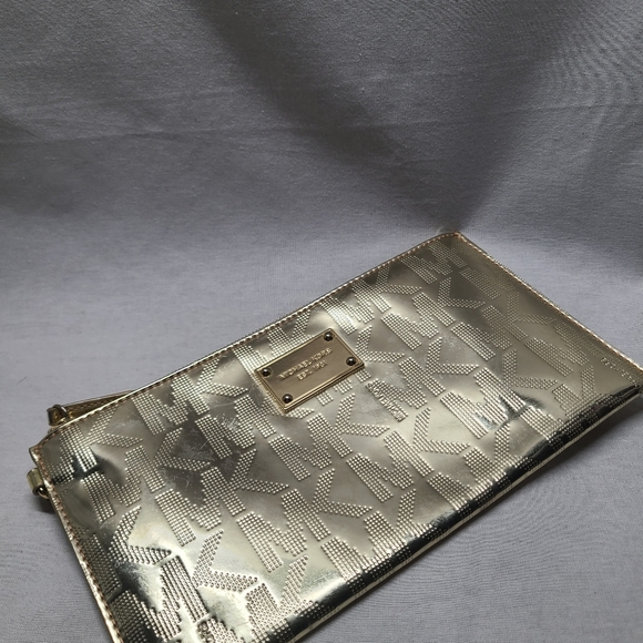 MICHAEL KORS Gold Metallic Travel Pouch Bag Clutch Wristlet - Picture 4 of 9